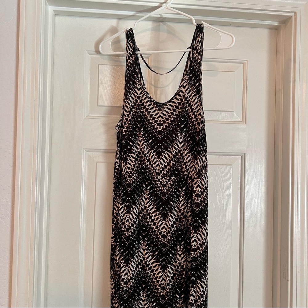 Women’s Maxi Patterned Dress with slit - Size M/L
